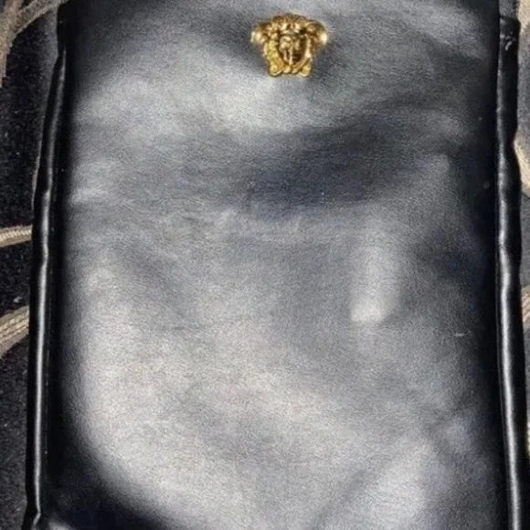 Versace zip case - Picture 4 of 4